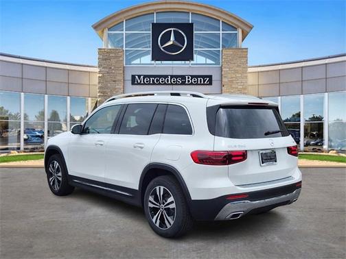 2025 Mercedes-Benz GLB 250 