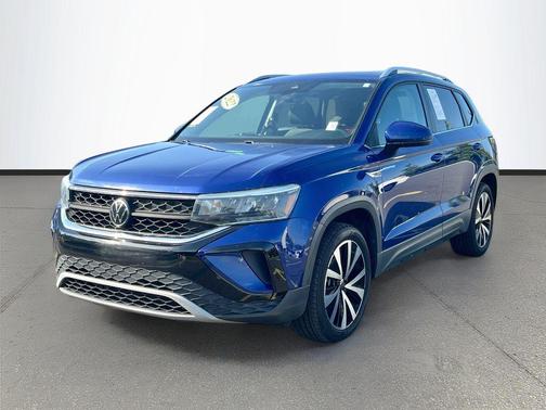 Dusk Blue Metallic 2022 Volkswagen Taos 1.5T SE