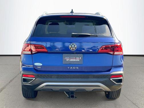 Dusk Blue Metallic 2022 Volkswagen Taos 1.5T SE