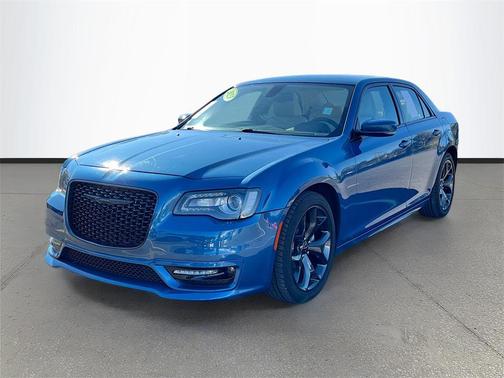 2023 Chrysler 300 Touring