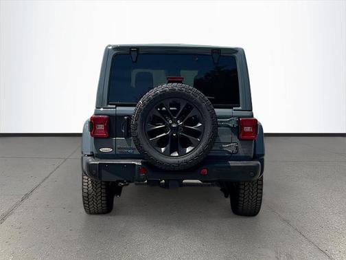 2025 Jeep Wrangler 4xe Sahara