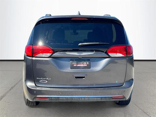 2018 Chrysler Pacifica Touring-L