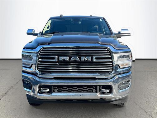 2022 RAM 2500 Laramie Crew Cab 4x4 6'4' Box