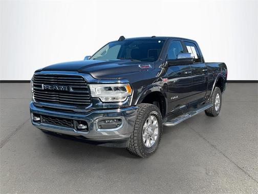 2022 RAM 2500 Laramie Crew Cab 4x4 6'4' Box