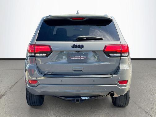Sting-Gray Clearcoat 2021 Jeep Grand Cherokee Laredo