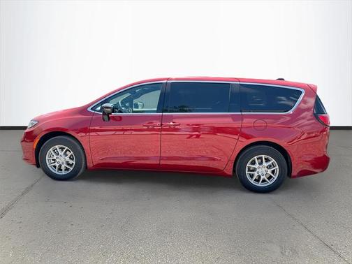 2025 Chrysler Pacifica L