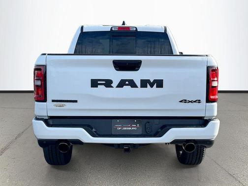 Bright White Clearcoat 2026 RAM 1500 Big Horn/Lone Star