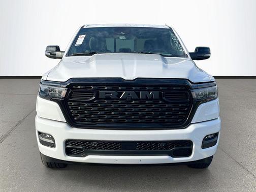 Bright White Clearcoat 2026 RAM 1500 Big Horn/Lone Star