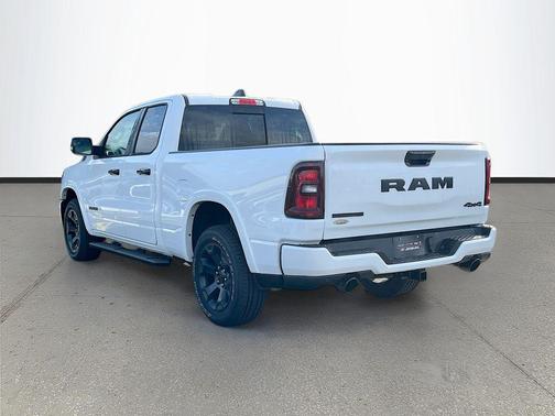 Bright White Clearcoat 2026 RAM 1500 Big Horn/Lone Star