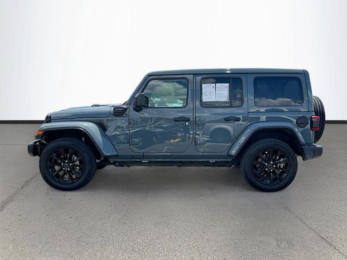 Anvil Clearcoat 2025 Jeep Wrangler 4xe Sahara