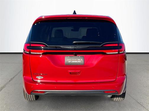 2026 Chrysler Pacifica L