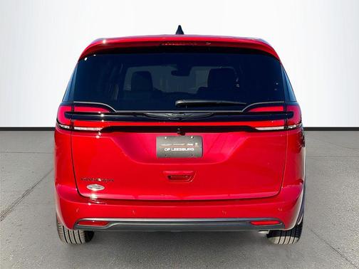 2026 Chrysler Pacifica L