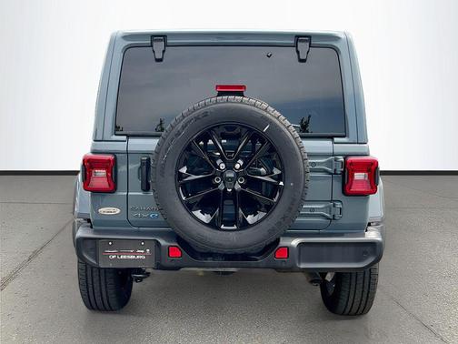 Anvil Clear Coat 2025 Jeep Wrangler 4xe Sahara