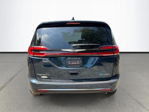 2025 Chrysler Pacifica Hybrid Select
