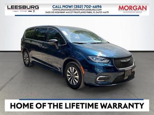 2025 Chrysler Pacifica Hybrid Select