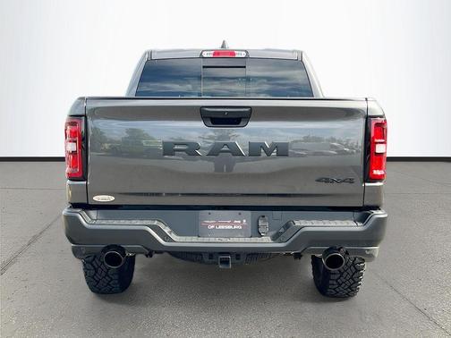 Granite Crystal Metallic Clearcoat 2025 RAM 1500 Warlock Crew Cab 4x4 5'7' Box