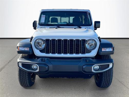 2026 Jeep Gladiator Sport