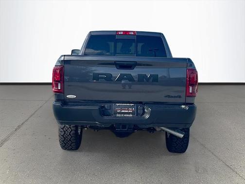 2025 RAM 2500 Tradesman Crew Cab 4x4 6'4' Box
