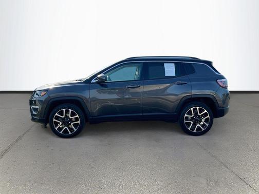 Granite Crystal Metallic Clearcoat 2021 Jeep Compass Limited