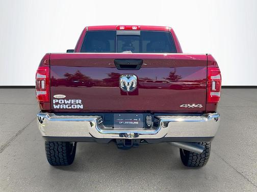 Delmonico Red Pearlcoat 2024 RAM 2500 Tradesman Crew Cab 4x4 6'4' Box