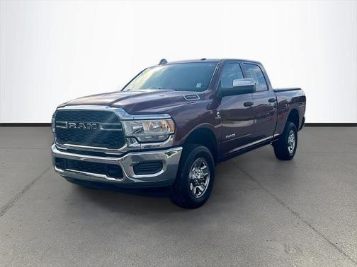 2019 RAM 2500 Tradesman Crew Cab 4x4 6'4' Box