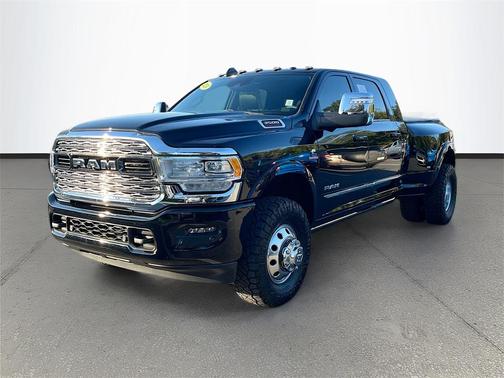 2024 RAM 3500 Limited Mega Cab 4x4 6'4' Box