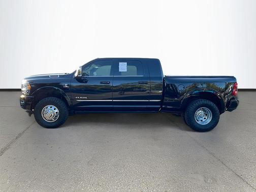 2024 RAM 3500 Limited Mega Cab 4x4 6'4' Box