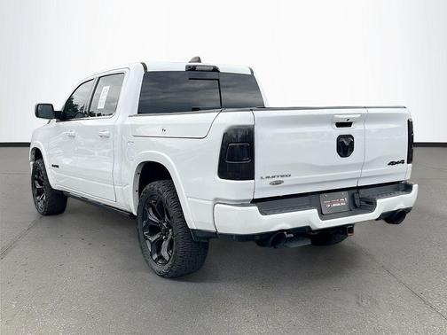 Bright White Clearcoat 2023 RAM 1500 Limited