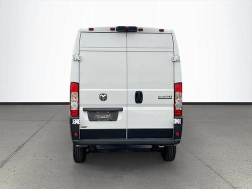 2025 RAM ProMaster 2500 Tradesman