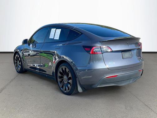 2022 Tesla Model Y Performance Dual Motor All-Wheel Drive
