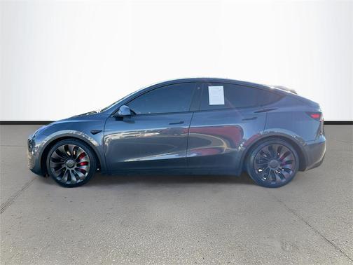 2022 Tesla Model Y Performance Dual Motor All-Wheel Drive