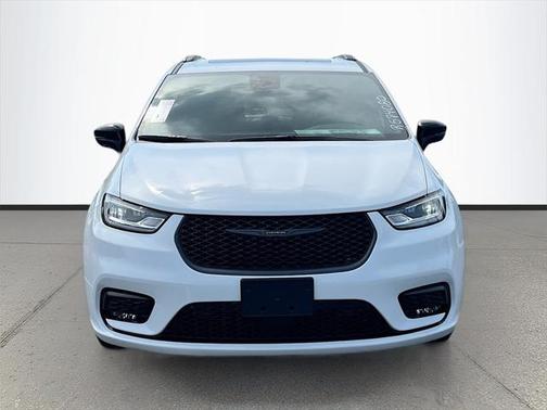 2025 Chrysler Pacifica Hybrid Premium S Appearance Pkg