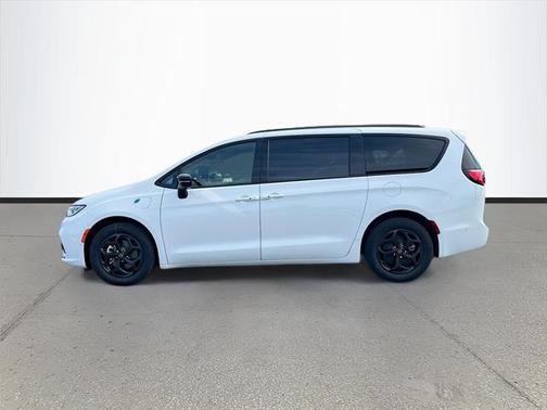 2025 Chrysler Pacifica Hybrid Premium S Appearance Pkg