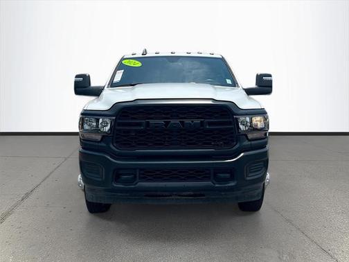 2024 RAM 3500 Tradesman Crew Cab 4x4 8' Box