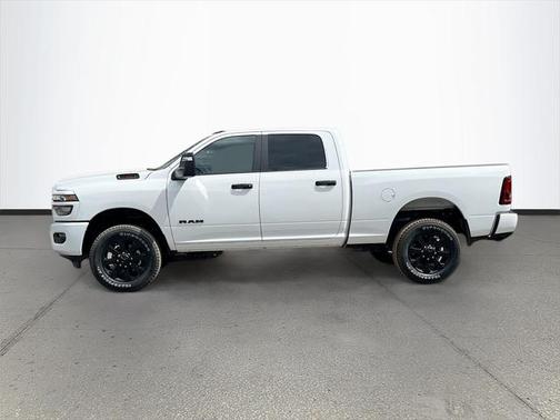 2025 RAM 2500 Big Horn Crew Cab 4x4 6'4' Box