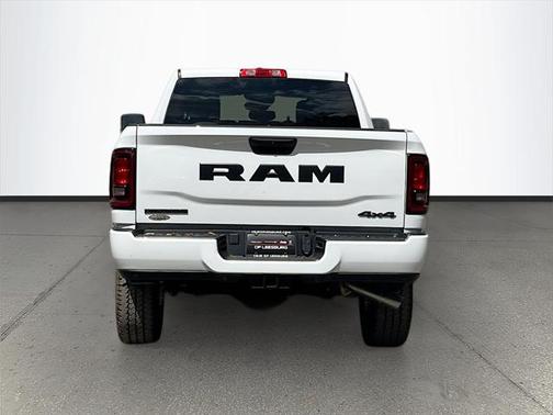 2025 RAM 2500 Big Horn Crew Cab 4x4 6'4' Box