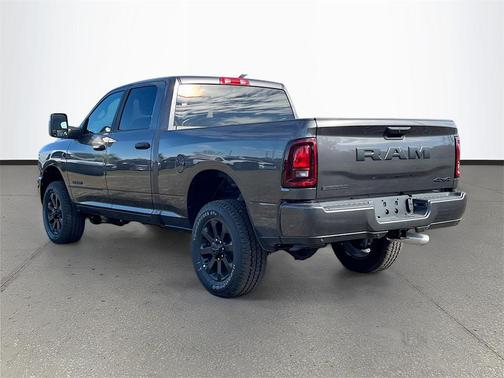 2026 RAM 2500 Big Horn Crew Cab 4x4 6'4' Box