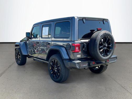 Granite Crystal Metallic Clearcoat 2025 Jeep Wrangler 4xe Sahara
