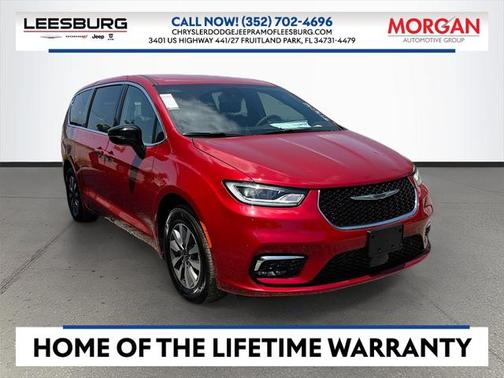 2025 Chrysler Pacifica Hybrid Select