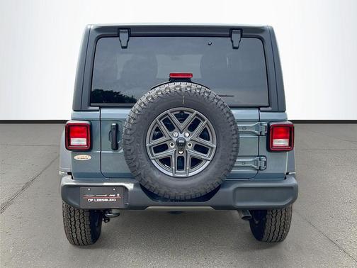 Anvil Clearcoat 2026 Jeep Wrangler Sport S