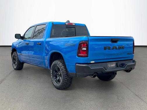 Hydro Blue Pearlcoat 2026 RAM 1500 Warlock Crew Cab 4x4 5'7' Box
