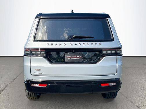 Silver Zynith 2023 Jeep Grand Wagoneer Series III Obsidian 4x4