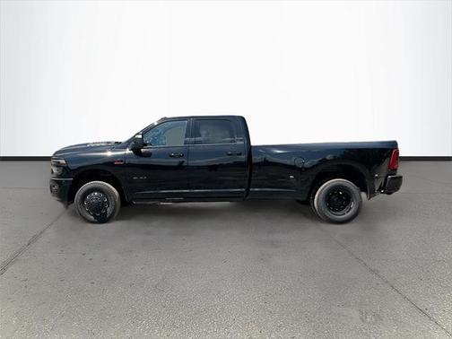 2025 RAM 3500 Laramie Crew Cab 4x4 8' Box