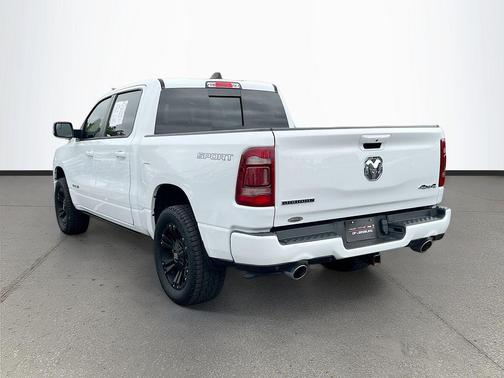 Bright White Clearcoat 2023 RAM 1500 Big Horn/Lone Star