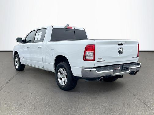 Bright White Clearcoat 2021 RAM 1500 Big Horn/Lone Star