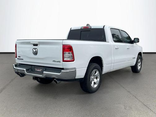 Bright White Clearcoat 2021 RAM 1500 Big Horn/Lone Star