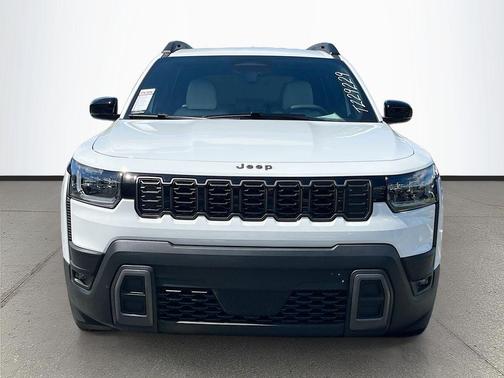 Bright White Clearcoat 2026 Jeep Cherokee Limited