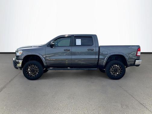 Granite Crystal Metallic Clearcoat 2022 RAM 1500 Big Horn/Lone Star