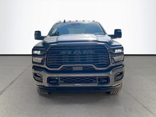 2025 RAM 2500 Big Horn Crew Cab 4x4 6'4' Box