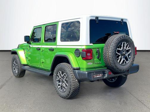 Mojito Clearcoat 2026 Jeep Wrangler 4-Door Sahara 4x4